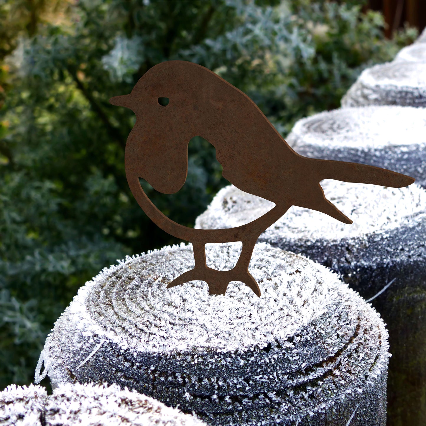 rusty-baby-robin-metal-garden-fence-topper